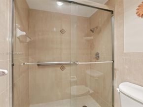 4350 Hillcrest Dr 702, Hollywood FL 33021