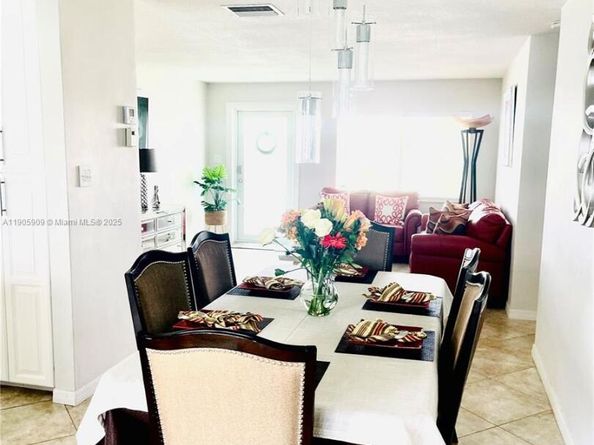 Undisclosed Address #A11905909, Tamarac FL 33321