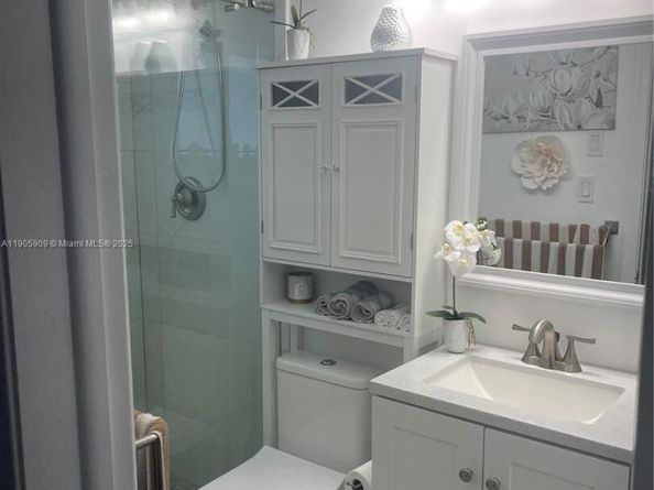 Undisclosed Address #A11905909, Tamarac FL 33321