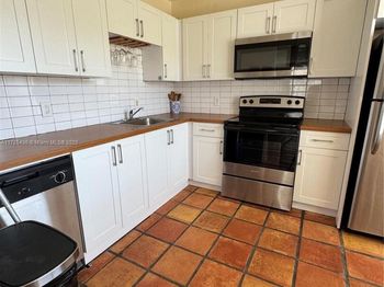 1460 Ocean Drive