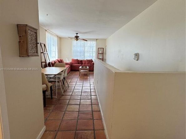 1460 Ocean Drive 208, Miami Beach FL 33139