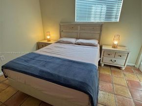 1460 Ocean Drive 208, Miami Beach FL 33139
