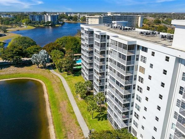 2900 N Course Dr 804, Pompano Beach FL 33069