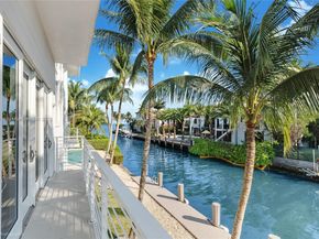 3835 Carole Ct, Miami FL 33133