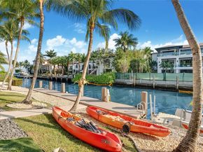 3835 Carole Ct, Miami FL 33133