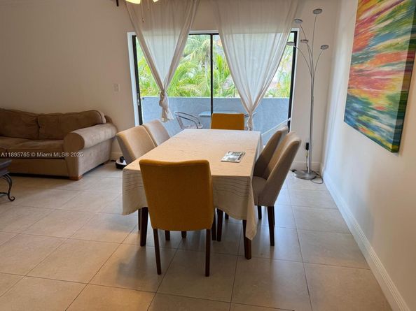 3582 NE 171st St 201, North Miami Beach FL 33160