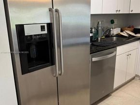 3582 NE 171st St 201, North Miami Beach FL 33160