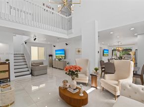 1500 Canary Island Dr, Weston FL 33327