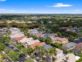1500 Canary Island Dr, Weston FL 33327