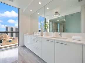 100 E Las Olas Blvd 3201, Fort Lauderdale FL 33301