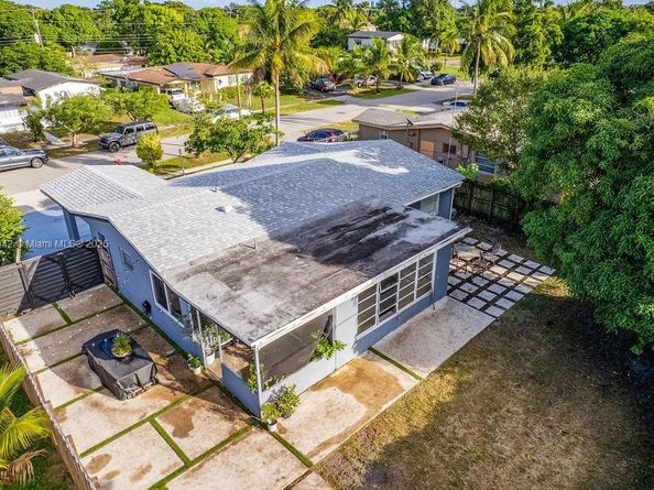 3531 NW 34th Ave, Lauderdale Lakes FL 33309