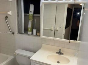 8450 Sunrise Lakes Blvd 306, Sunrise FL 33322