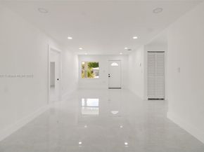 2840 NW 171st St, Miami Gardens FL 33056