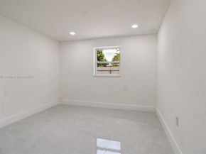 2840 NW 171st St, Miami Gardens FL 33056