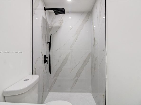 2840 NW 171st St, Miami Gardens FL 33056