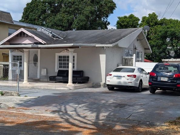 248 SW 18th Ct, Miami FL 33135