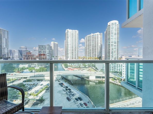 31 SE 5 St 1603, Miami FL 33131