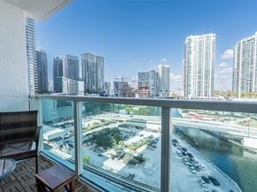31 SE 5 St 1603, Miami FL 33131