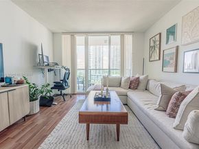 31 SE 5 St 1603, Miami FL 33131