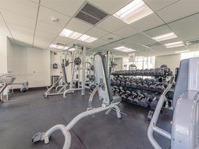 31 SE 5 St 1603, Miami FL 33131