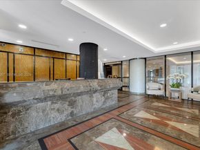 2843 S Bayshore Dr 11C, Miami FL 33133