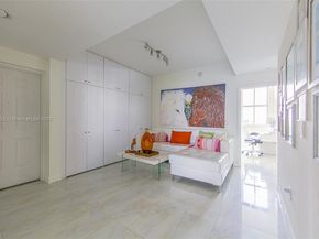 3340 NE 190th St 1101, Aventura FL 33180