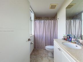 3340 NE 190th St 1101, Aventura FL 33180