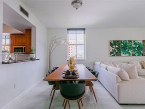 3340 NE 190th St 1101, Aventura FL 33180