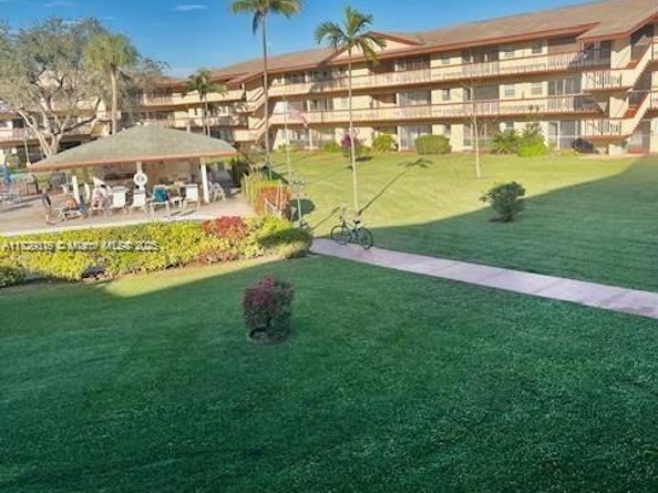 Undisclosed Address #A11829316, Hollywood FL 33021