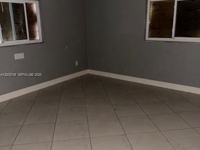 105 NE 17th St, Homestead FL 33030