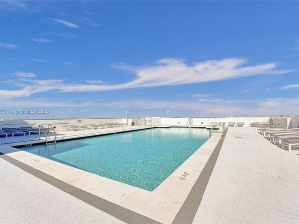 1830 Radius Dr 609, Hollywood FL 33020