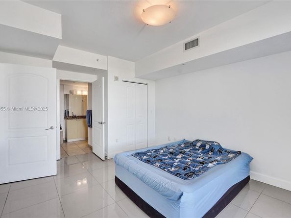 1830 Radius Dr 609, Hollywood FL 33020