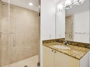 1830 Radius Dr 609, Hollywood FL 33020