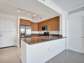 1830 Radius Dr 609, Hollywood FL 33020