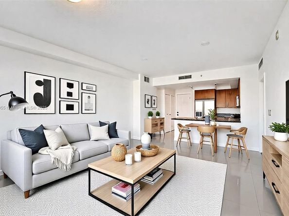 1830 Radius Dr 609, Hollywood FL 33020