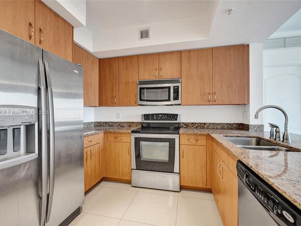 1830 Radius Dr 609, Hollywood FL 33020