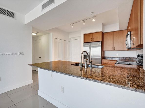1830 Radius Dr 609, Hollywood FL 33020