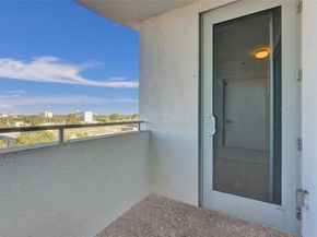 1830 Radius Dr 609, Hollywood FL 33020