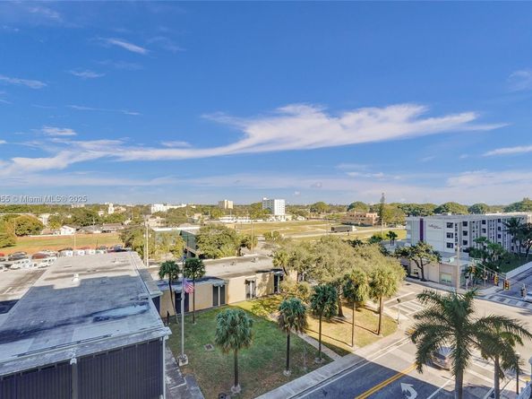 1830 Radius Dr 609, Hollywood FL 33020