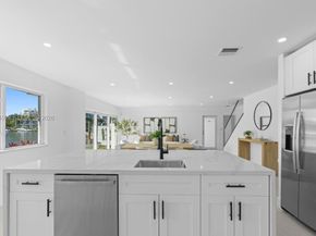 7286 Gary Ave, Miami Beach FL 33141