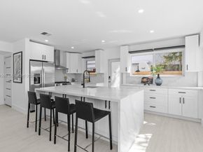 7286 Gary Ave, Miami Beach FL 33141