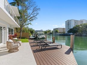 7286 Gary Ave, Miami Beach FL 33141