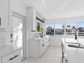 7286 Gary Ave, Miami Beach FL 33141