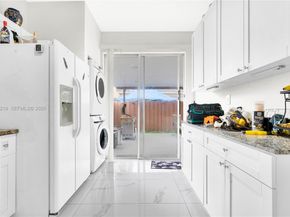 64 SW 15th Ter, Homestead FL 33030