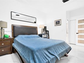 64 SW 15th Ter, Homestead FL 33030