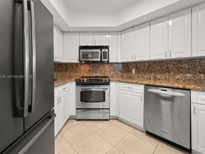 1900 Sunset Harbour Dr 2115, Miami Beach FL 33139