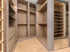 503 Palm Dr, Hallandale Beach FL 33009