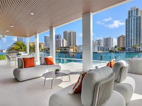 503 Palm Dr, Hallandale Beach FL 33009