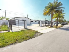 18250 NW 86th Ave, Hialeah FL 33015