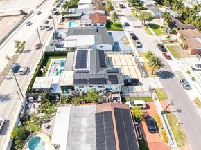 18250 NW 86th Ave, Hialeah FL 33015